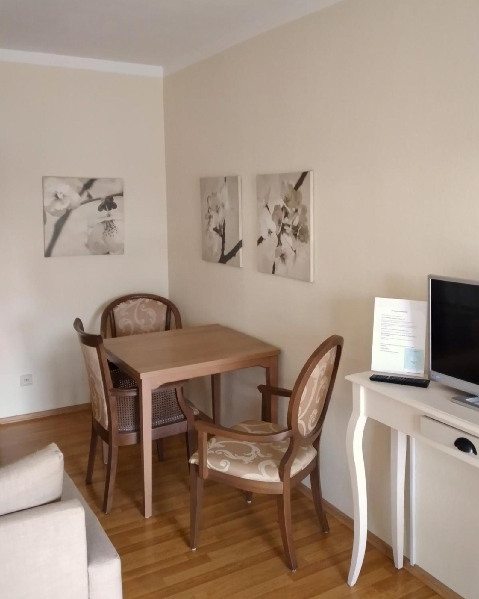 Wohlfuehlen Mit Grossem Balkon Erfurt Exterior foto