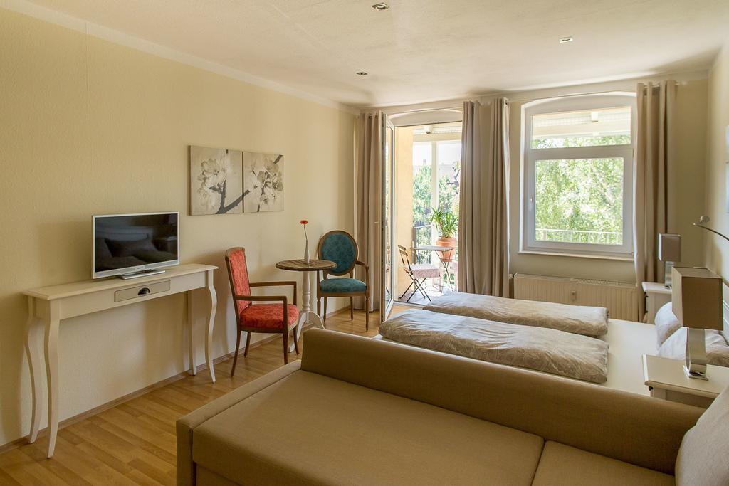 Wohlfuehlen Mit Grossem Balkon Erfurt Exterior foto